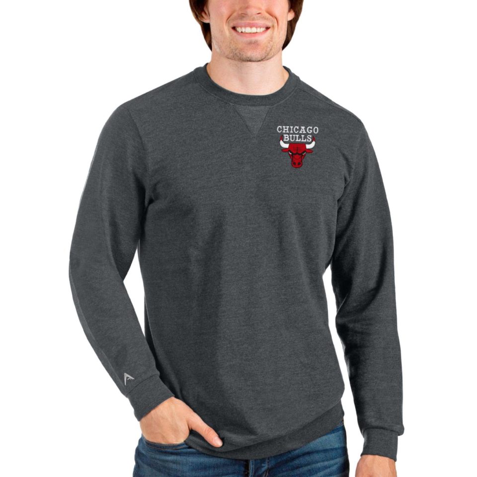 Clear Men's Antigua Heathered Charcoal Chicago Bulls Reward Crewneck Pullover Sweatshirt